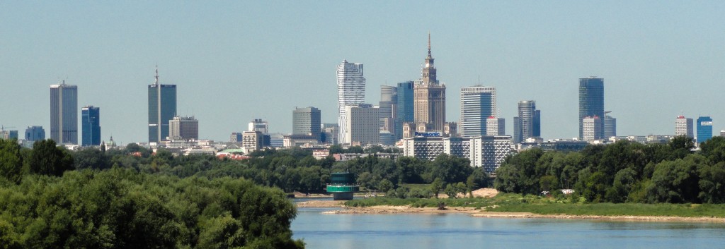 FB_Warszawa_panorama (źródło Wikipedia)